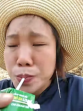liu-liusexy online show from May 13, 3:45 am