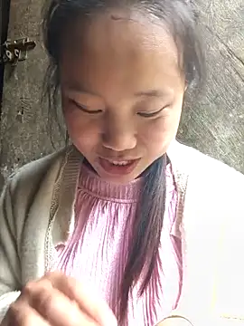 liu-liusexy online show from May 5, 3:31 am