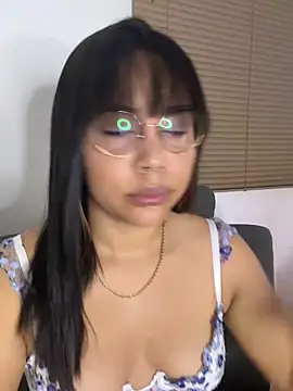 P A U L I N A  online show from February 27, 3:17 am