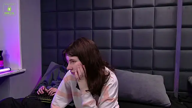 ViviaraNGendy online show from October 7, 3:27 pm