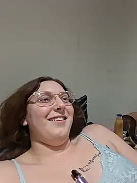 BIG-WHITE-DICK-2001 online show from July 28, 6:53 pm