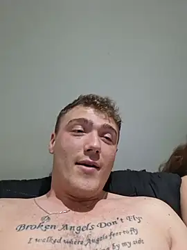 BIG-WHITE-DICK-2001 online show from July 28, 7:39 pm