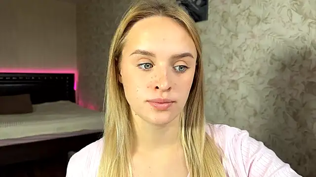 ElisabetLorney online show from October 13, 8:39 am