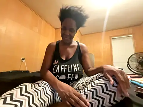 saltlightEmber online show from November 28, 1:30 am