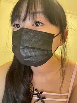 Minnie-2025 online show from February 2, 7:35 pm