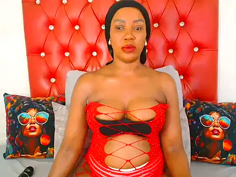 GaggingQueen32 online show from November 7, 5:18 pm