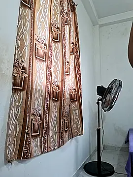 BeautyGirl sara online show from June 14, 6:47 am