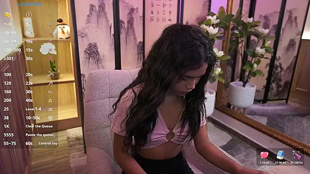 GiaNovak online show from October 31, 11:47 am