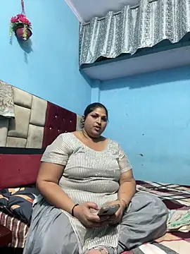 hotymarry online show from June 2, 9:32 am