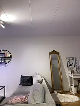 swedishbaddie online show from February 22, 6:42 pm