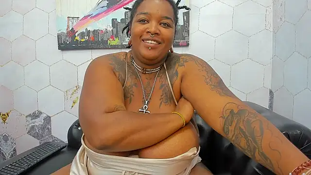 Snapshot of Anaa_Fuentess chatting on October 8, 12:20 pm Anaa Fuentess online show from October 8, 12:20 pm