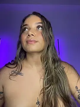 AnnyLopezzz  online show from October 27, 5:58 am