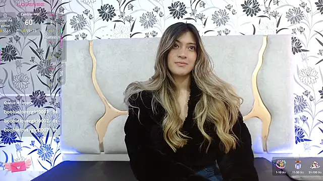 Snapshot of Hanaa_tay chatting on October 19, 11:45 am Hanaa tay online show from October 19, 11:45 am