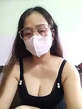 Snapshot of HELEN686 chatting on September 13, 7:22 pm HELEN686 online show from September 13, 7:22 pm