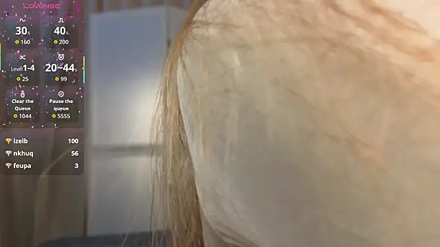 Moonlight1Sonata1 online show from November 10, 9:37 am