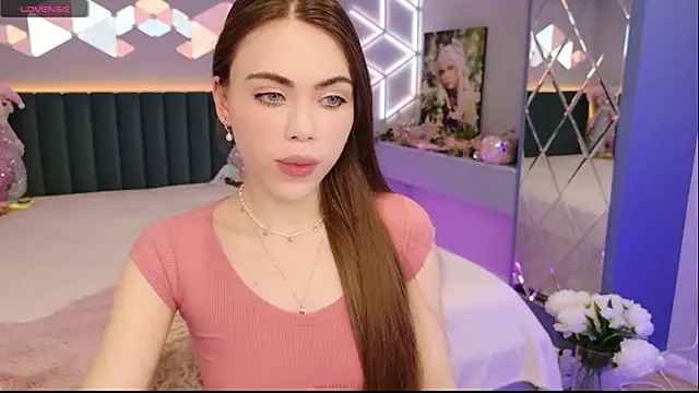 MimiFors online show from April 19, 7:16 pm