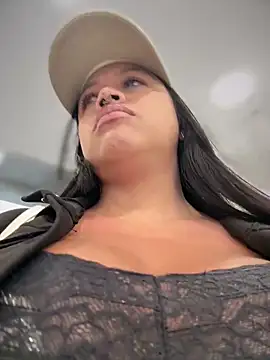 -Mia1 online show from April 6, 12:17 pm