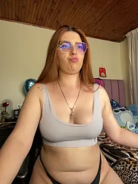 CoraVibes online show from March 9, 9:18 pm