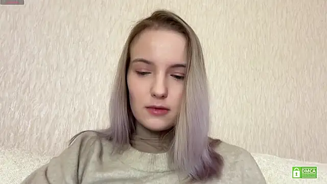 HongTomczak online show from February 9, 7:54 am