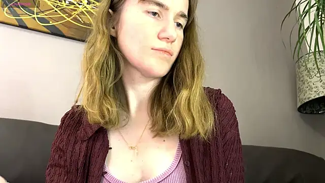 velina   online show from October 5, 8:25 pm