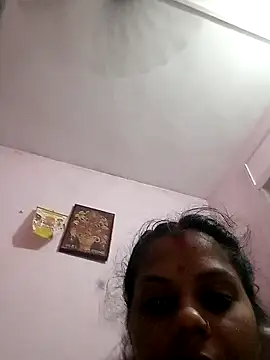 Hot tin74 online show from September 14, 9:45 pm