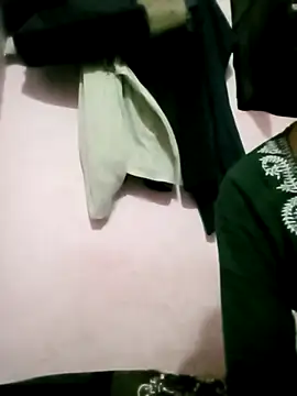 Hot tin74 online show from September 29, 5:51 pm