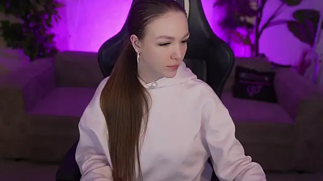 Ella 054 online show from February 16, 11:04 pm