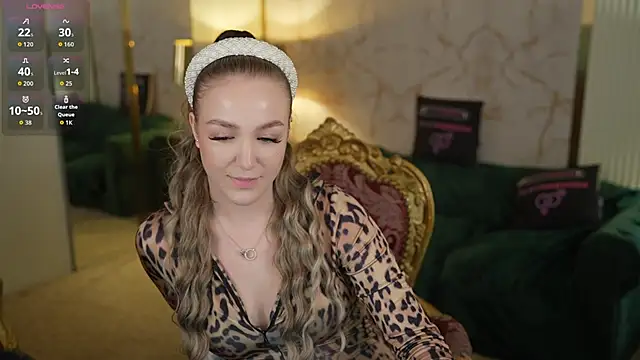 Ella 054 online show from October 30, 6:20 pm