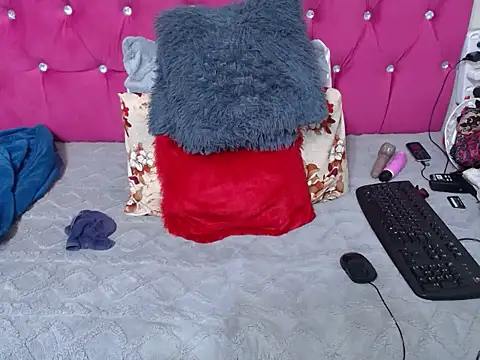 BadGirlSexyT online show from September 25, 6:28 pm