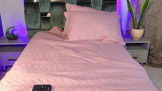 Luna sophya online show from October 23, 8:48 pm