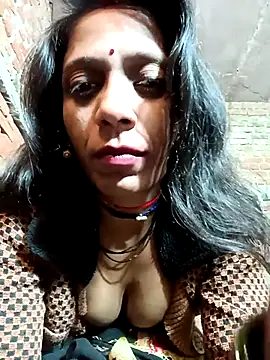 Xx pooja online show from November 8, 7:52 pm