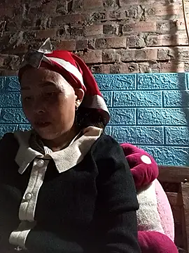 me-cute online show from January 15, 11:38 am