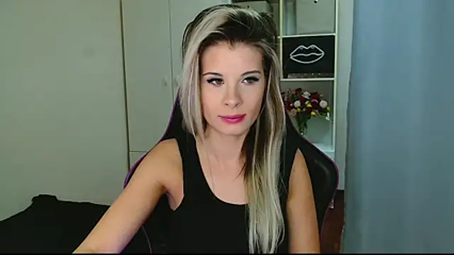 KristineGlow online show from January 12, 7:24 am