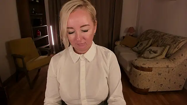 sexmom8 online show from July 28, 2:13 pm