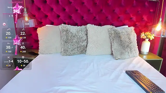 kendalFox  online show from September 29, 2:22 pm