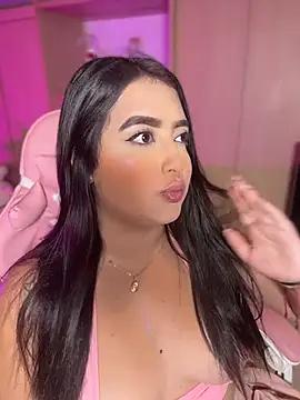Emiily Moore1 online show from June 10, 1:05 am