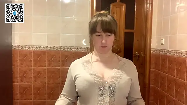 MaroonMoon  online show from December 20, 9:08 pm