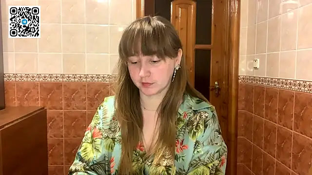 MaroonMoon  online show from November 10, 8:59 pm