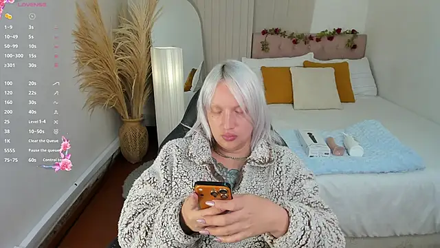 Sun Sooll  online show from March 29, 2:43 am