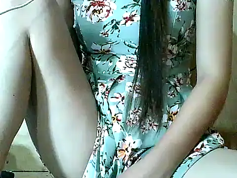 pinay-momm1682 online show from December 13, 9:10 pm