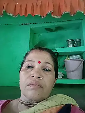 Manavi x online show from June 18, 8:05 am