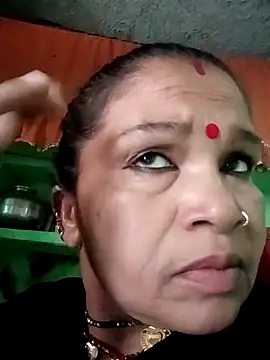 Manavi x online show from February 26, 10:14 am