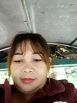 Lyly nuce online show from November 3, 1:20 am