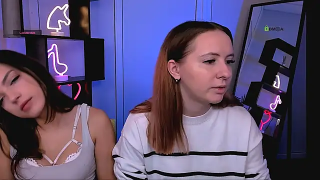 mila glow1 online show from October 25, 8:44 am