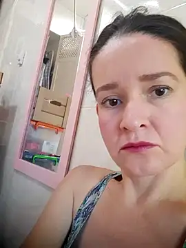 Snapshot of _anita_rojas chatting on October 7, 3:49 pm anita rojas online show from October 7, 3:49 pm