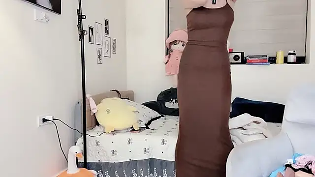 MaiLiiil online show from December 18, 3:28 pm