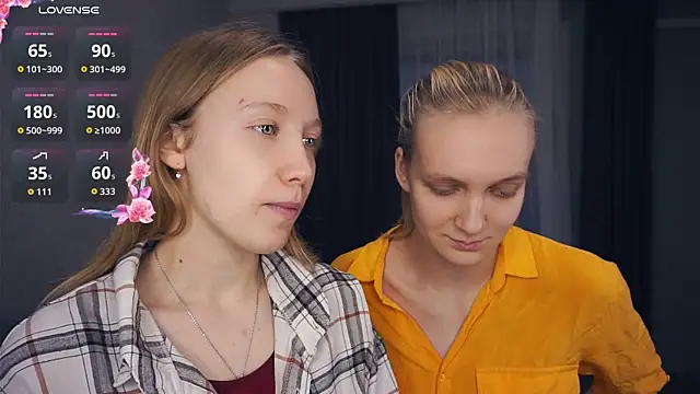 EarnestineGyllenband online show from October 26, 6:31 am