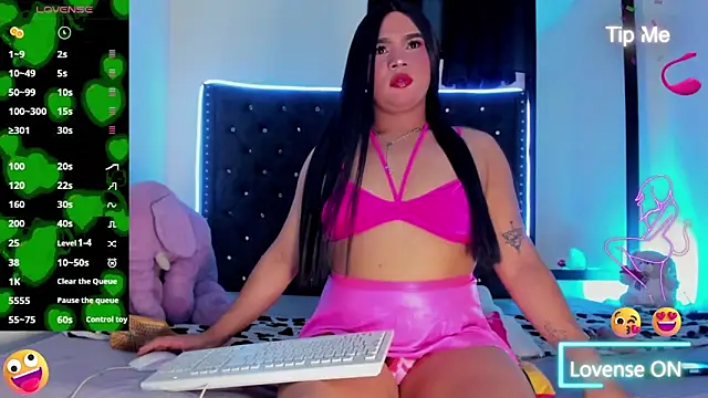 Karenn rosee online show from May 29, 8:23 am