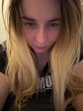 ellieen online show from November 21, 10:56 pm