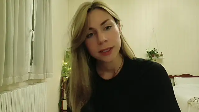 wonderalice31 online show from September 26, 7:11 pm